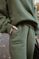 952A60D0 64D1 41A7 AA9E B09BB674CA01