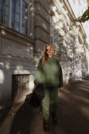 FEF68777 9164 4BD0 AACC B9F9E1247900