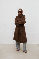 Hnědý kabát Dolce